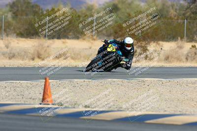 media/Jan-09-2022-SoCal Trackdays (Sun) [[2b1fec8404]]/Turn 6 (1035am)/